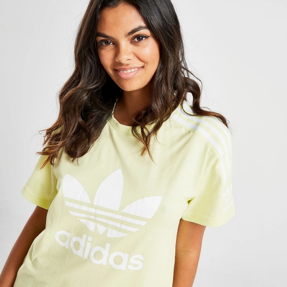🔖SOLD 🔖 Nwt ADIDAS originals Lime Logo tee - Picture 3 of 5